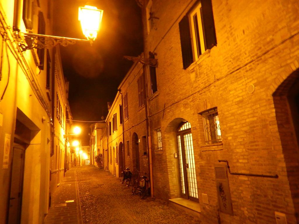 Ferienwohnung La Casa Degli Zii Ferrara Exterior foto